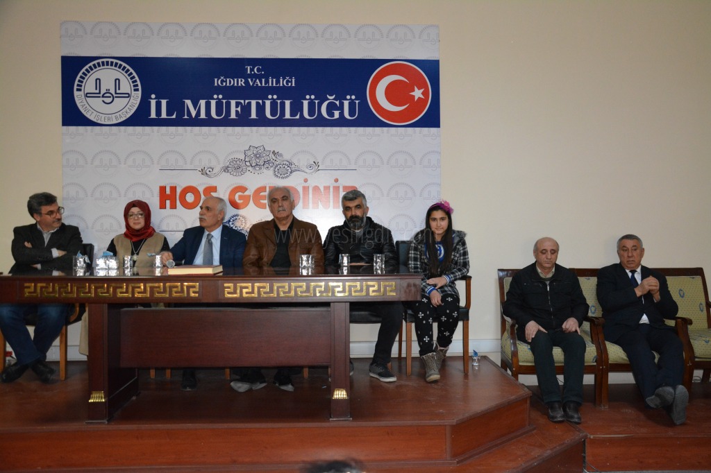Sivil toplum kuruluşları platformundan plaket