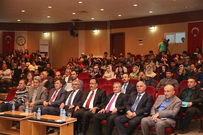 Dünyadaki Kuş Çeşitliliği Konulu Konferans Düzenlendi