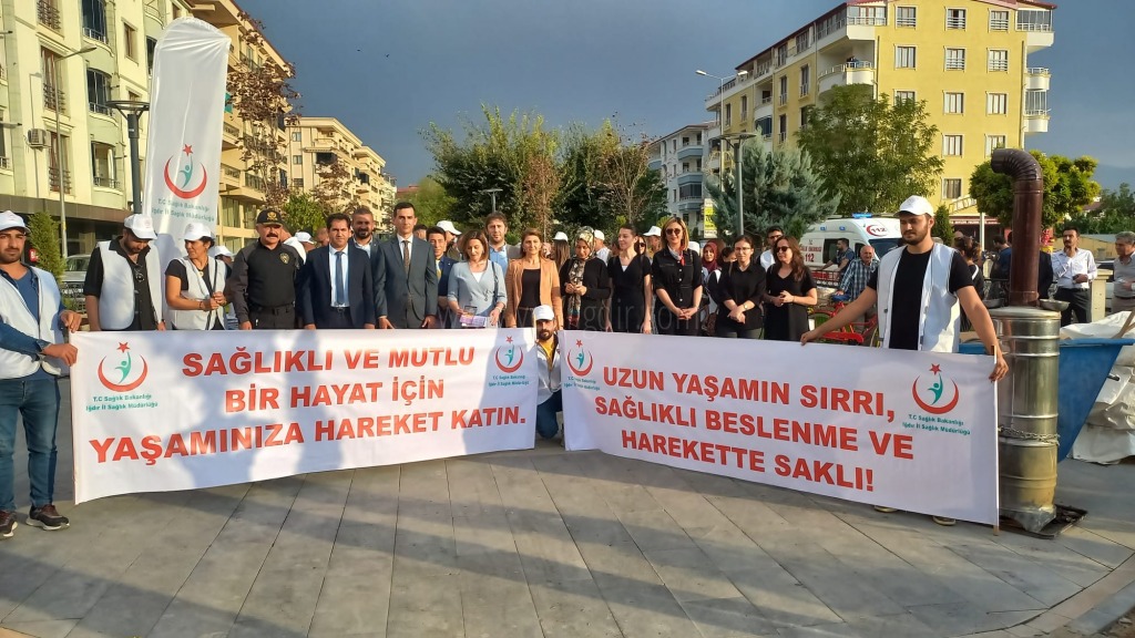 Iğdırda sağlık için yürüdüler