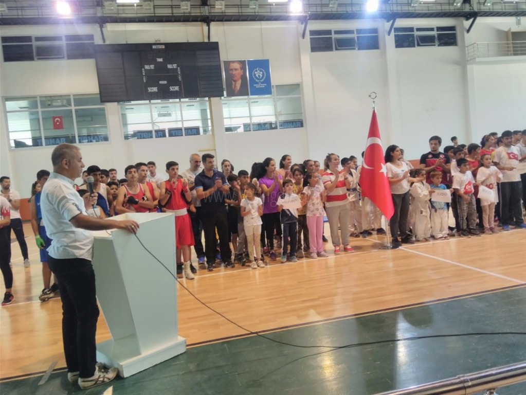 2019 YAZ SPOR OKULARI AÇILIŞI GERÇEKLEŞTİRİLDİ
