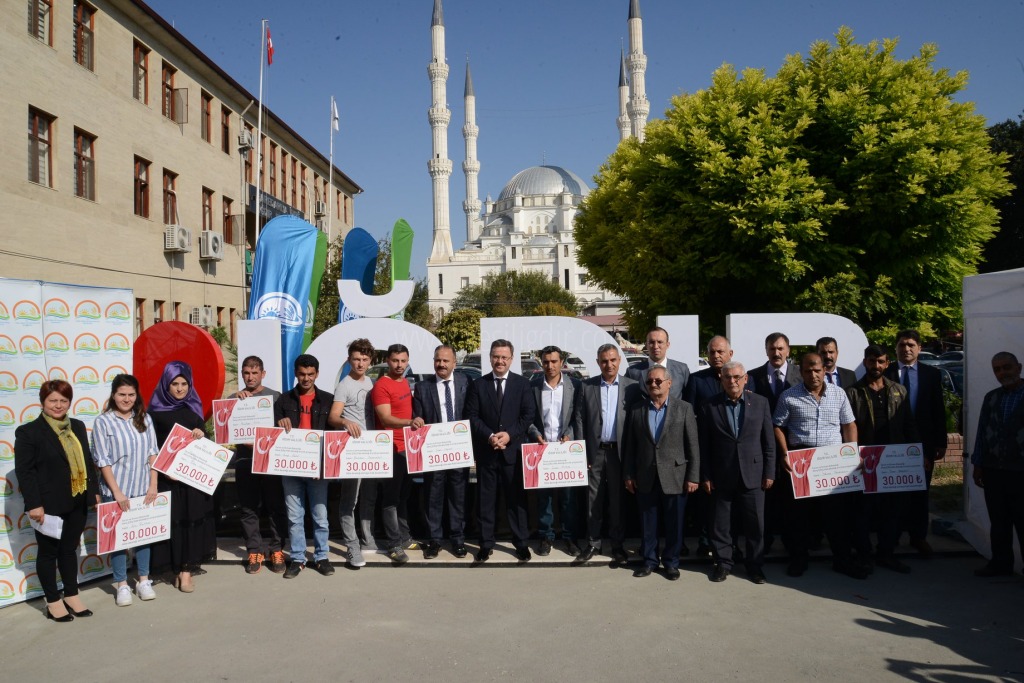 Iğdır'da bal festivaline yoğun ilgi