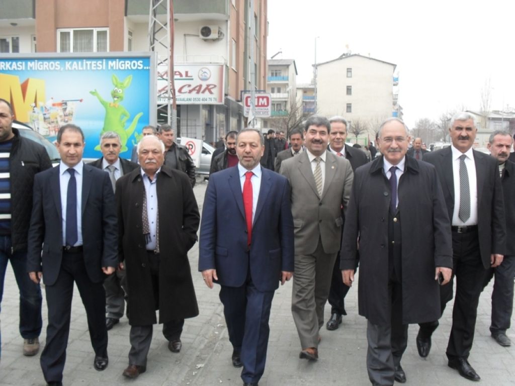 Ak Parti Iğdır Belediye Başkan Adayı Buluştan Esnaf Ziyareti
