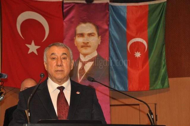SERDAR ÜNSALAZERBAYCANIN İKİNCİ CUMHURBAŞKANI ELÇİBEYİ RAHMETLE ANIYORUZ