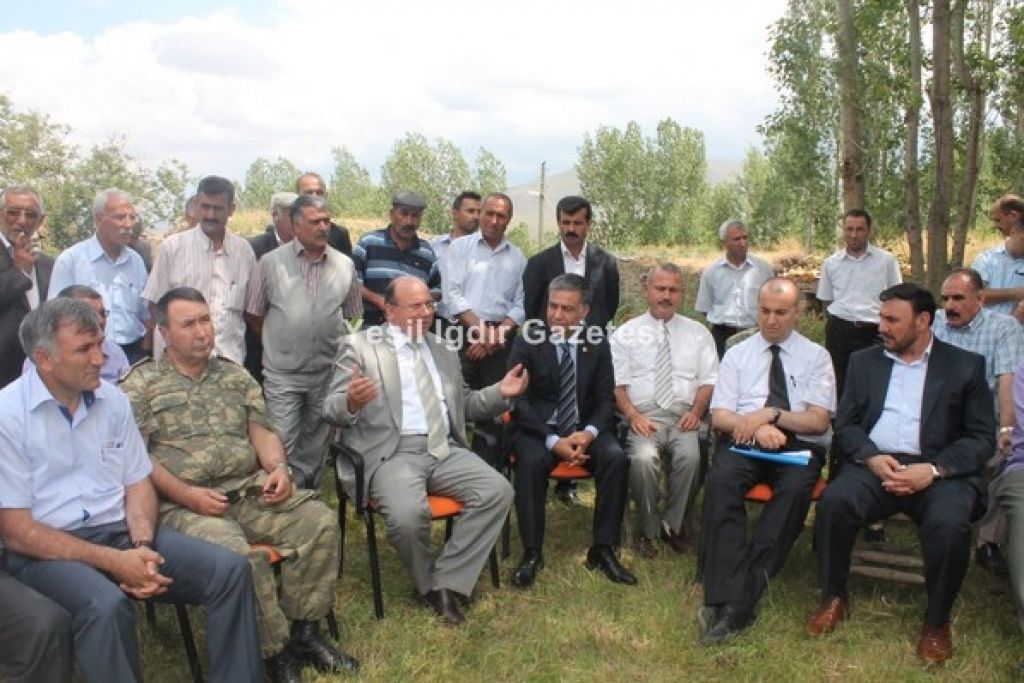 Vali Çiçek Tuzluca İlçesine Bağlı Köylerde İncelemelerde Bulundu