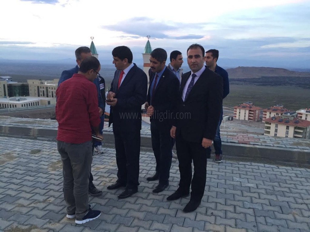 Rektör Alma Suveren Kampüsü Mesire Alanı ve Ağaçlandırma Çalışmalarını İnceledi