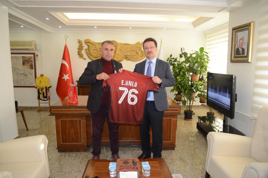 BAŞKAN FERİT YILDIRIM VALİ ENVER ÜNLÜYÜ ZİYARET ETTİ