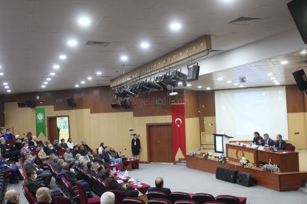 IĞDIRIN DÜŞMAN İŞGALİNDEN KURTULUŞU NEDENİYLE RESİM SERGİSİ AÇILDI