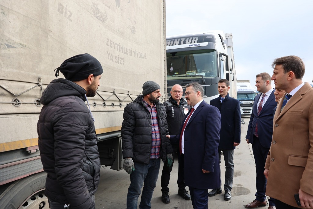 Vali Ercan Turan Dilucu Gümrük Kapısında incelemelerde bulundu