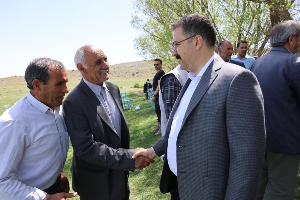 Vali Turan Aralık ilçesi Yenidoğan köyünü Ziyaret Etti
