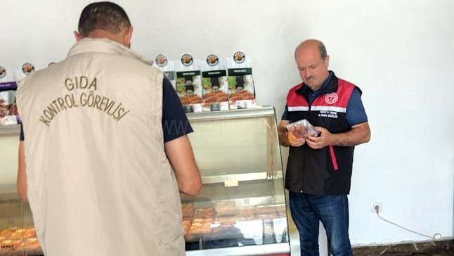 GIDA ÜRETİM VE SATIŞ YERLERİ DENETLENDİ