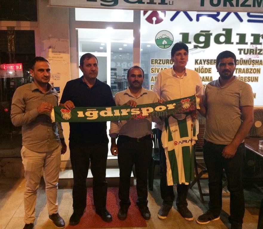 HACIAĞA KÖYÜNDEN IĞDIR SPORA DESTEK