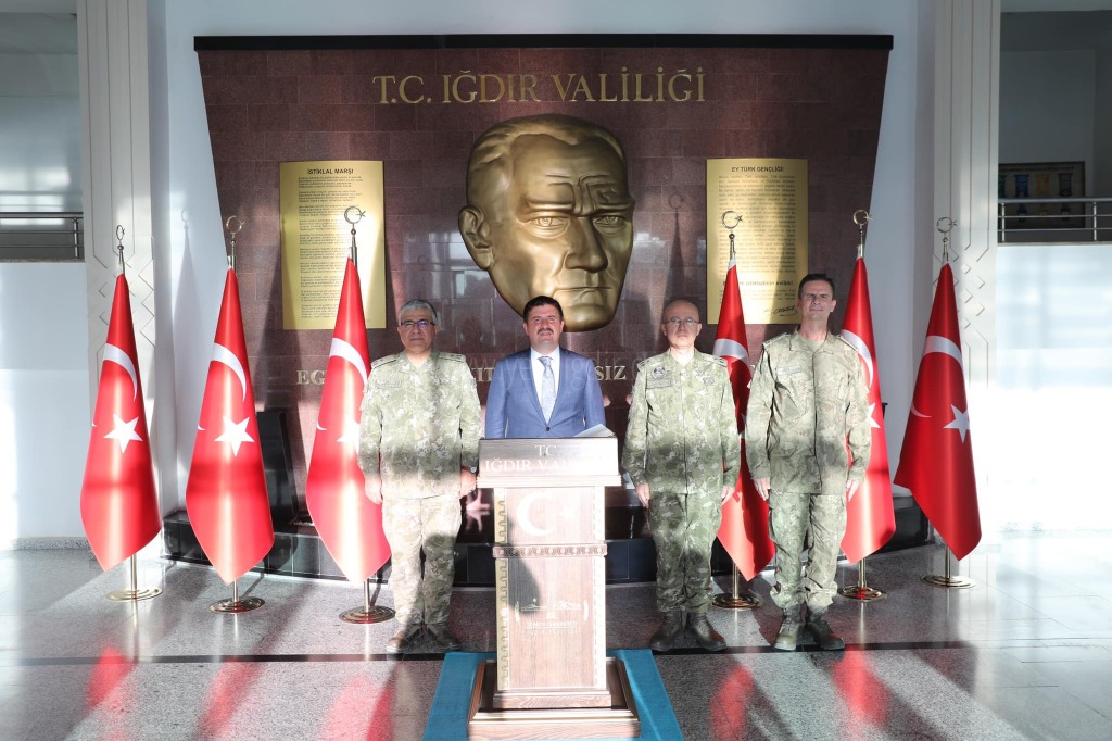 Iğdır Valiliğine Anlamlı Ziyaret