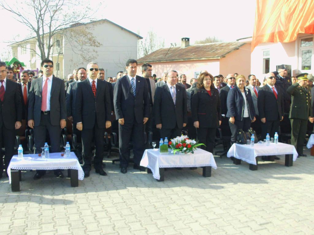 Aralık İlçesinde Nevruz Şöleni