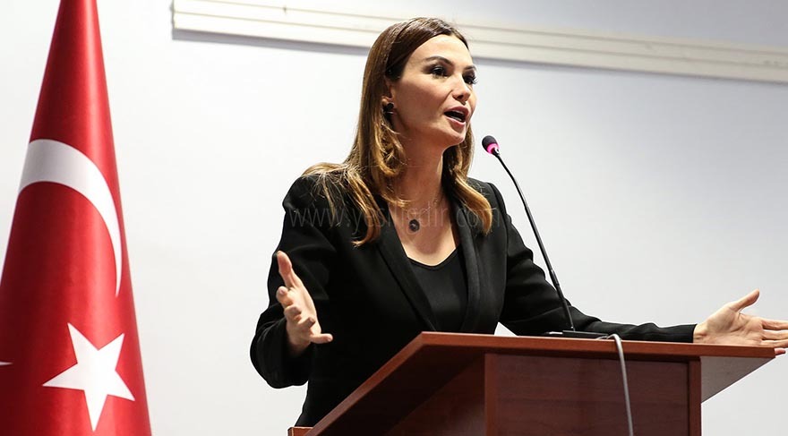 Yılın Türk Siyasetçisi Ödülü Paşayevaya
