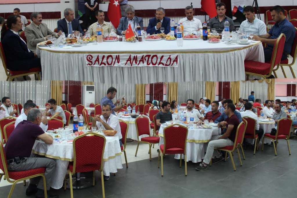 ARAS EDAŞTAN İFTAR YEMEĞİ VERDİ