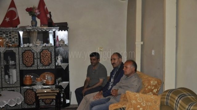 Acay'dan Şehit Polisin Ailesine Anlamlı Ziyaret