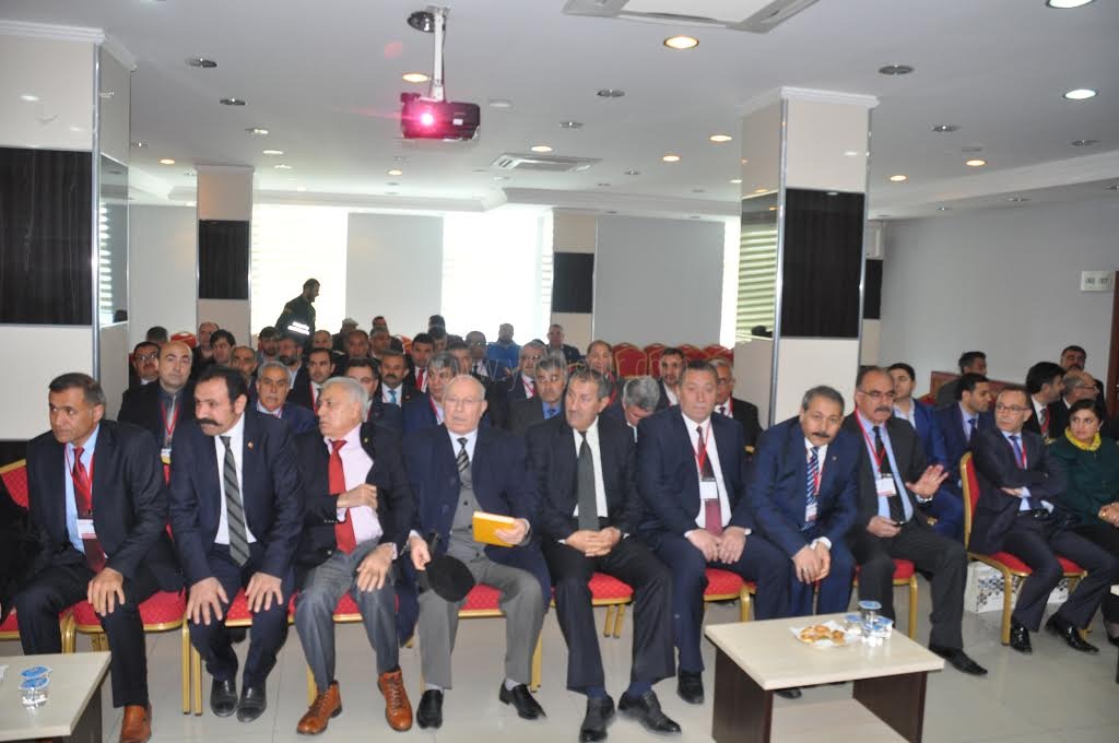 GURBETTEKİ İŞ ADAMLARI IĞDIRDA