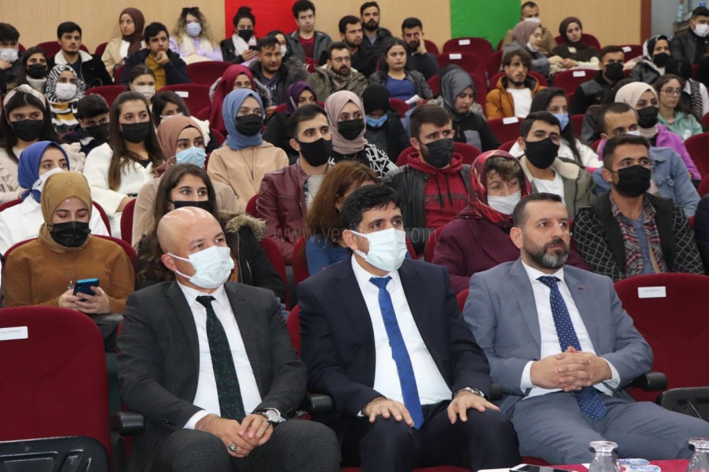 Iğdır Üniversitesin de Yunus Emreyi Anma Paneli Düzenlendi
