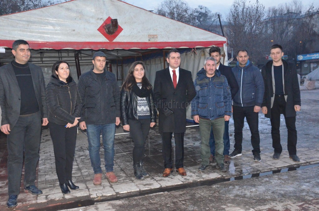 IĞDIRDA ASKIDA ELBİSE KAMPANYASI BAŞLATILIYOR