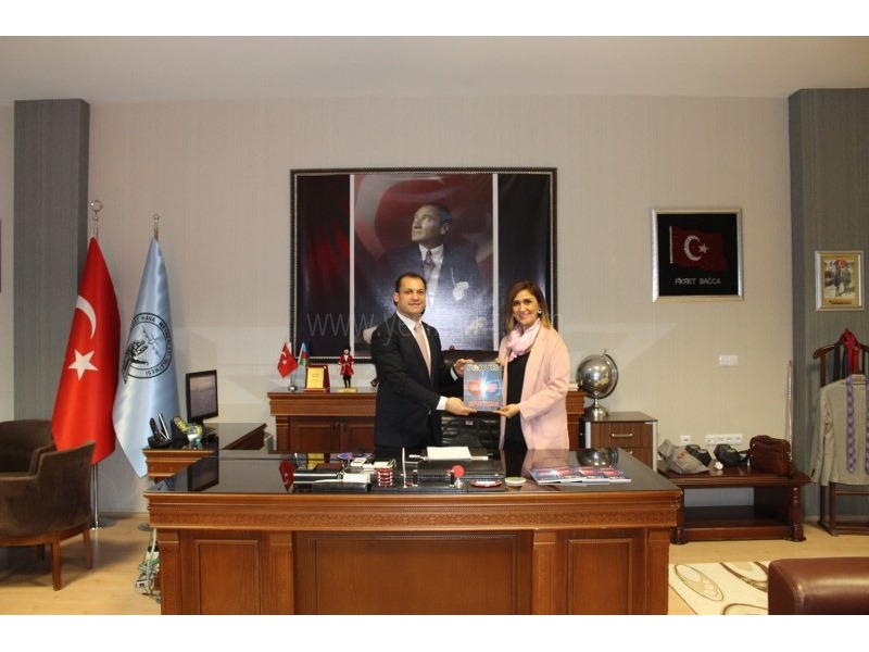 IĞDIR ŞEHİT BÜLENT AYDIN HAVALİMANI MÜDÜRÜNDEN TİCARET ODASINA JEST