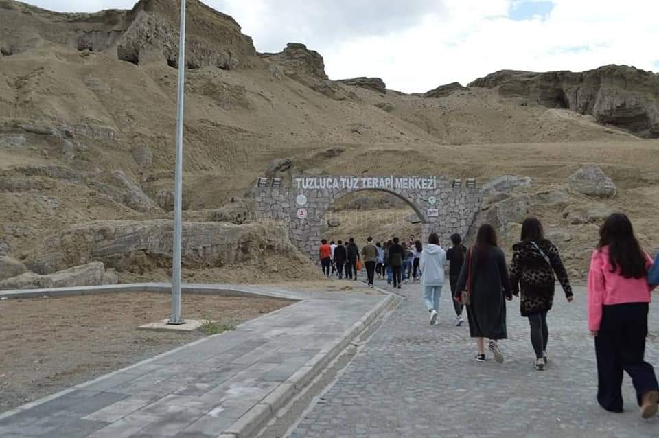 Bahçeşehir Kolejinden Tuz Mağarasına Gezi