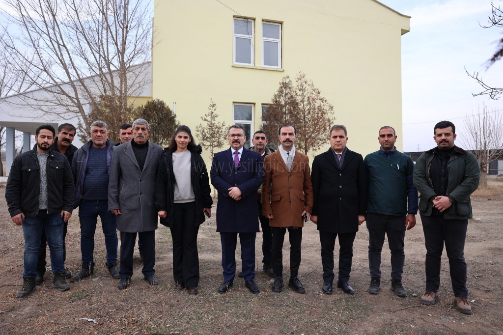 Vali Turan Dünyayı sizlerle paylaşıyoruz