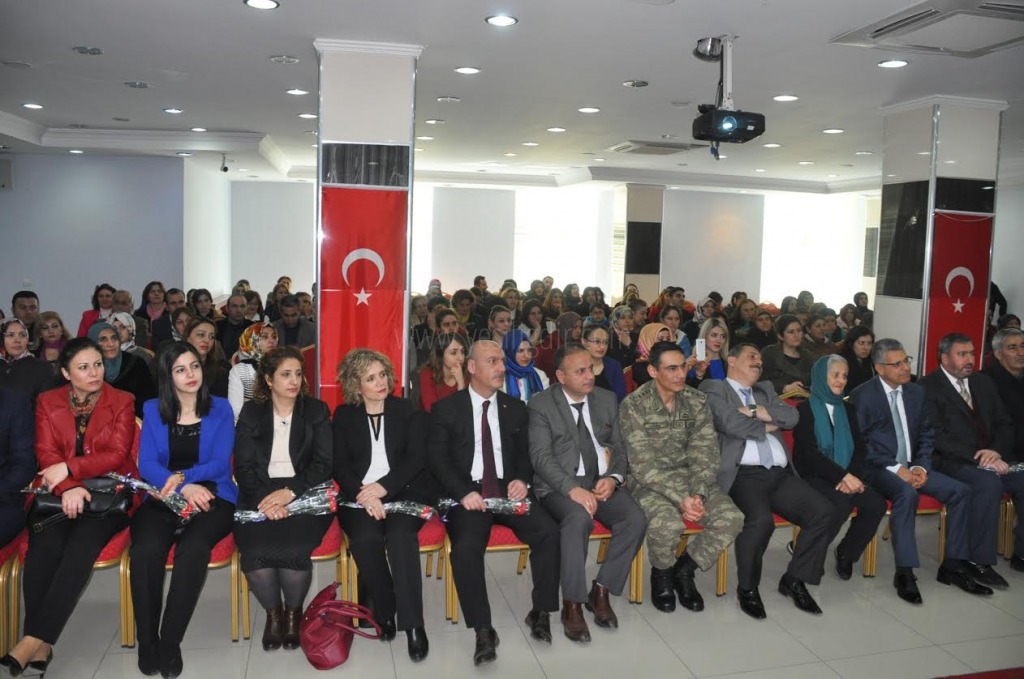 8 Mart Dünya Kadınlar günü kutlandı