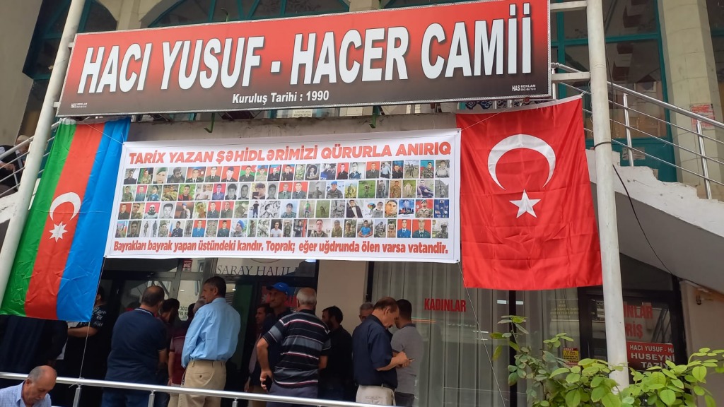 ŞEHİT AZERBAYCAN ASKERLERİ İÇİN İHSAN YEMEĞİ VERİLİDİ