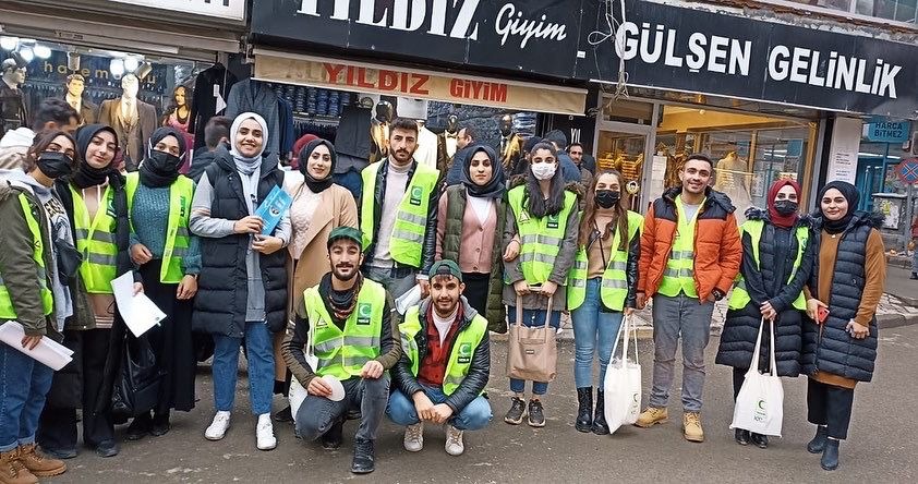 Yeşilay Iğdır Şubesi YEŞİLAY ELÇİLERİprojesini başlattı