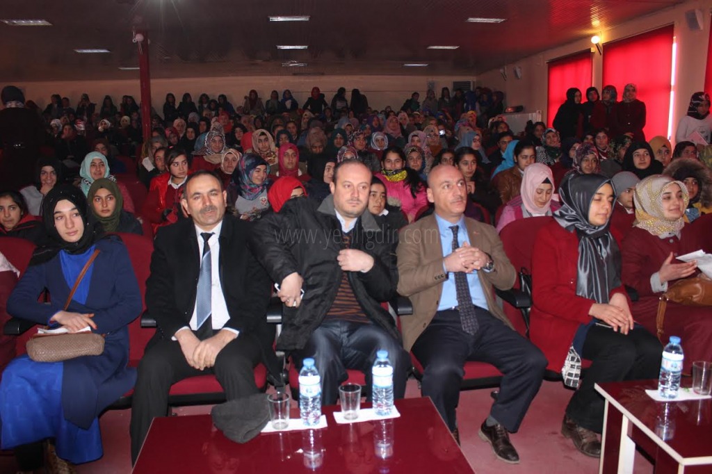 Iğdırda Dünya Arapça Günü kutlandı