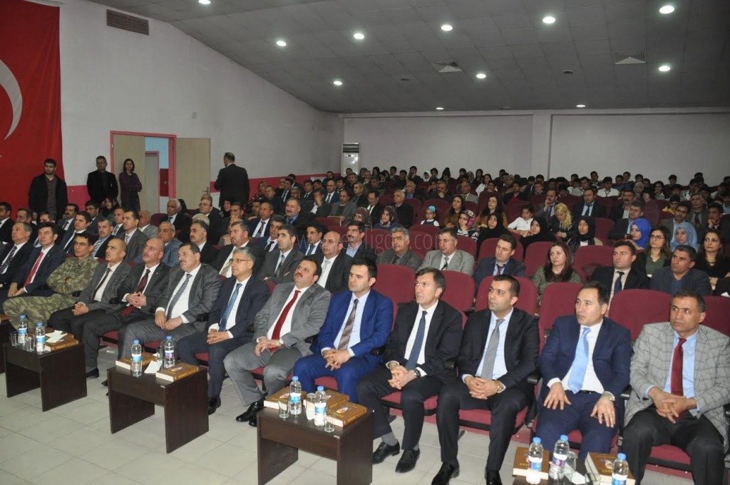 İstiklal Marşı'nın Kabulünün 96 Yılı Kutlandı