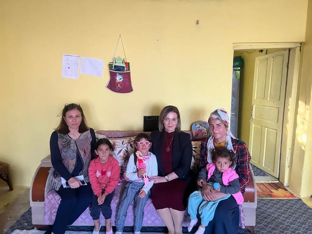Hatice Sarıibrahim Koç ailesini ziyaret etti
