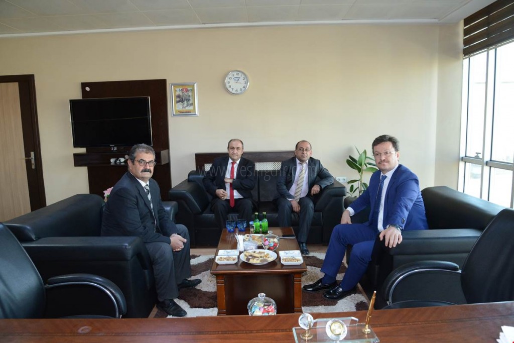 VALİ IĞDIR SGK İL MÜDÜRÜ EMİN ÖZTÜRKDEN BRİFİNG ALDI