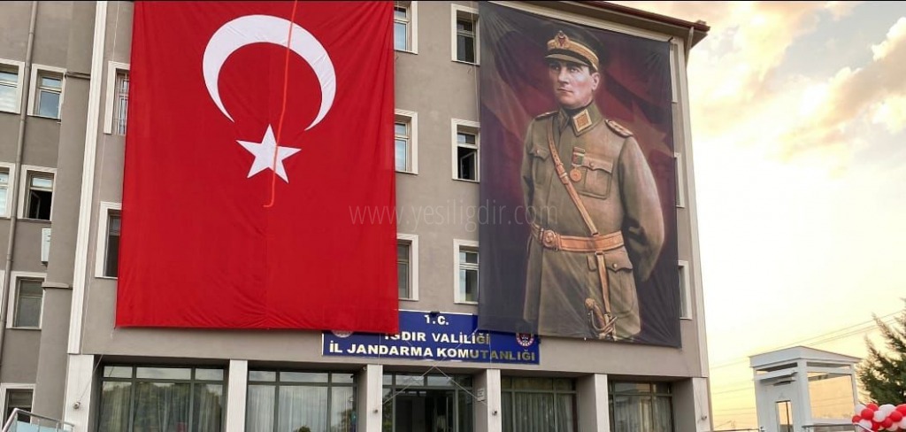 IĞDIR JANDARMA KOMUTANLIĞININ ÇALIŞMASI TAKTİR EDİLİYOR