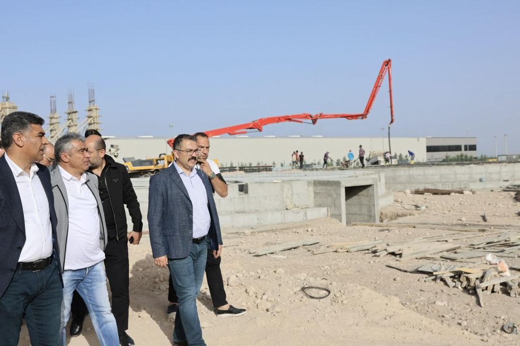 Vali Ercan Turan Çelik Silo ve Mısır Kurutma Tesisi inşaatında incelemelerde bulundu