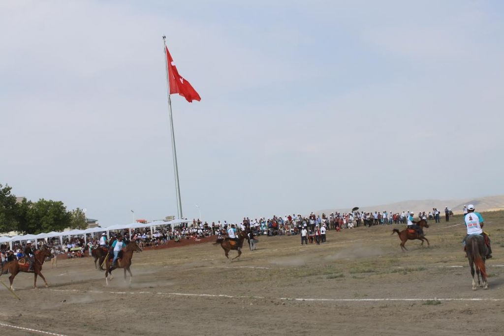Ani Antik Kentinin 950 Yılı Kutlandı