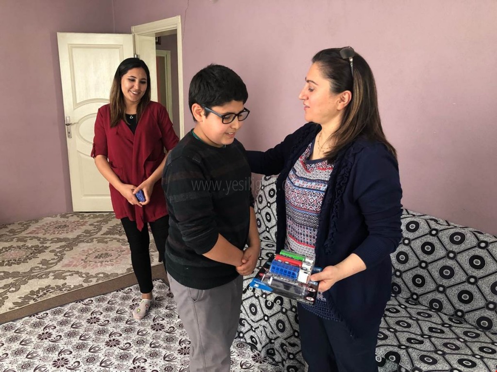 SEMA ÜNLÜ KORUYUCU AİLE OLMAYA DAVET EDİYOR