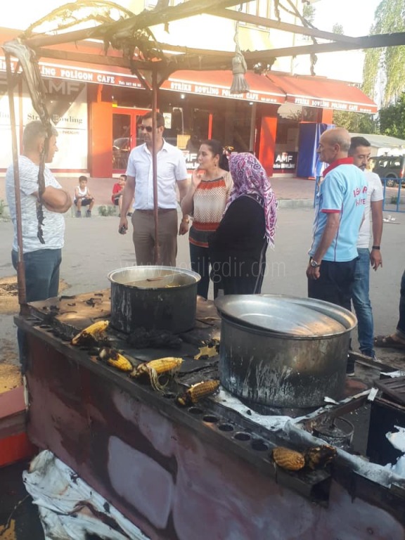 Vali Yolunda Tüp Patlaması