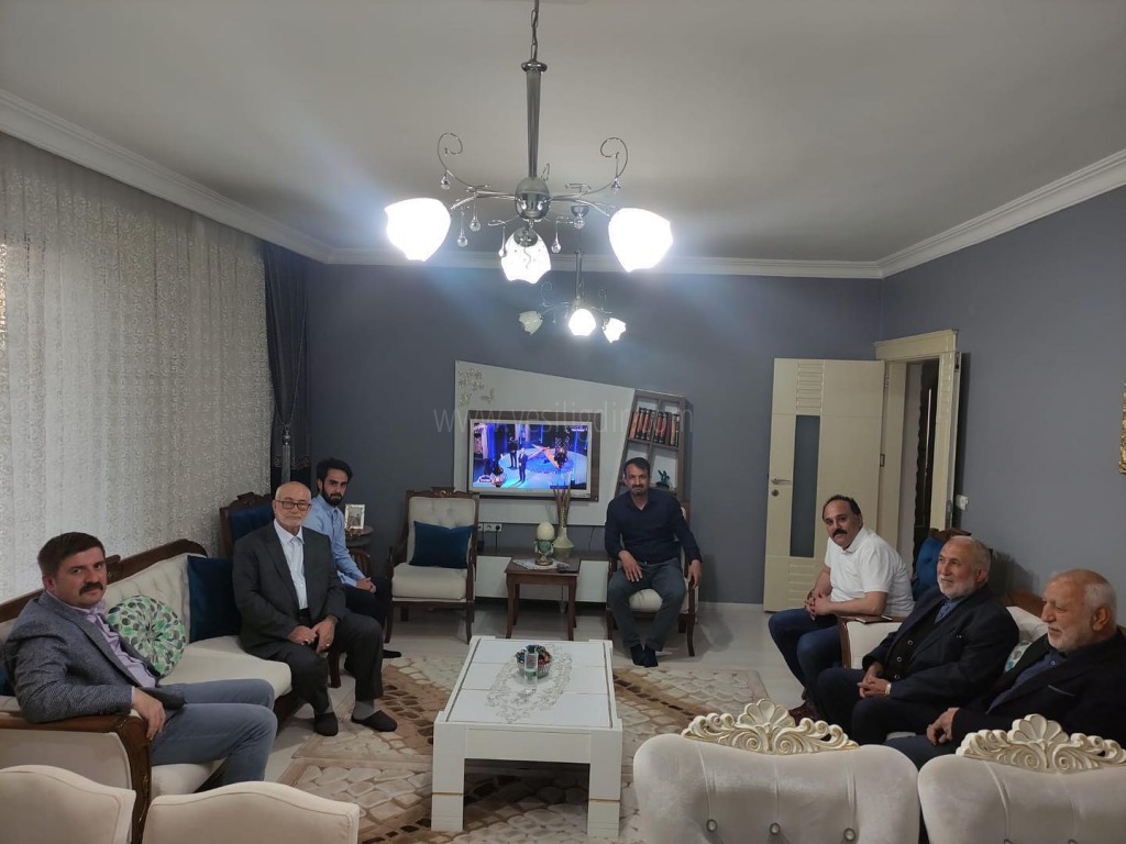 Vali H Engin Sarıibrahim Kanaat Önderleri ile İftar Yaptı