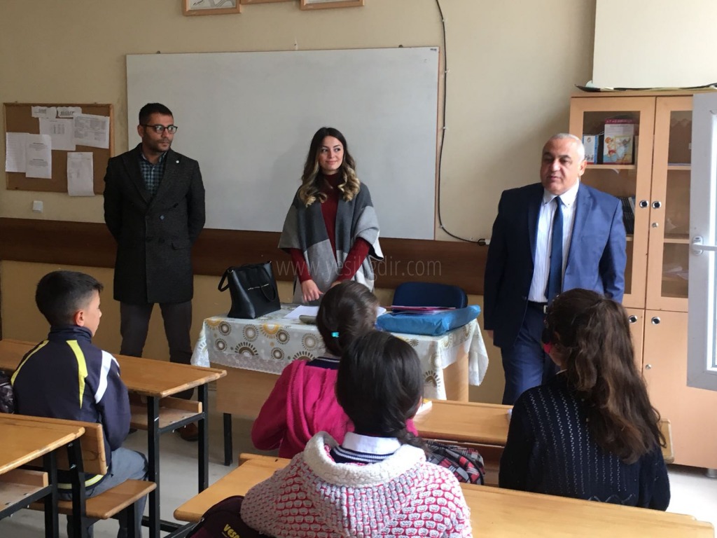 Milli Eğitim Müdürü Aydoğdu okulları ziyaret etti