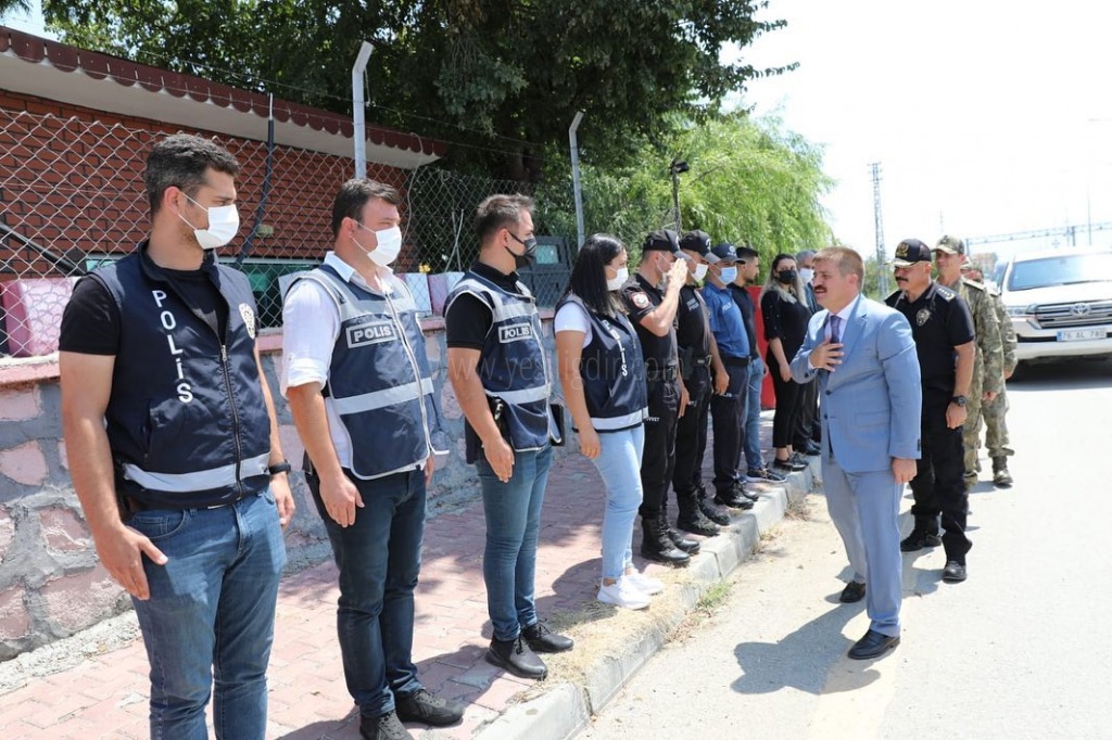 Polis Merkezi Amirliğine Bayram Ziyareti