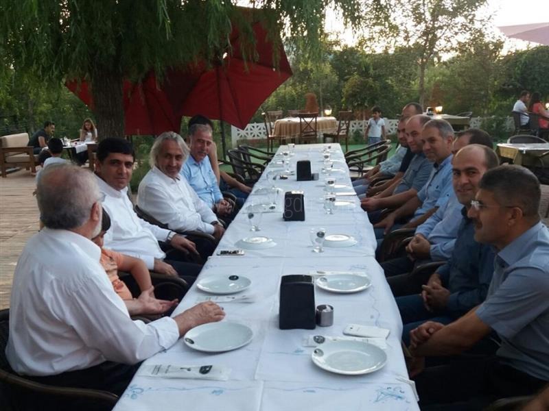 Iğdır Üniversitesi Rektörü Prof Dr Alma İlim Yayma Cemiyeti Yetkilileriyle Görüştü