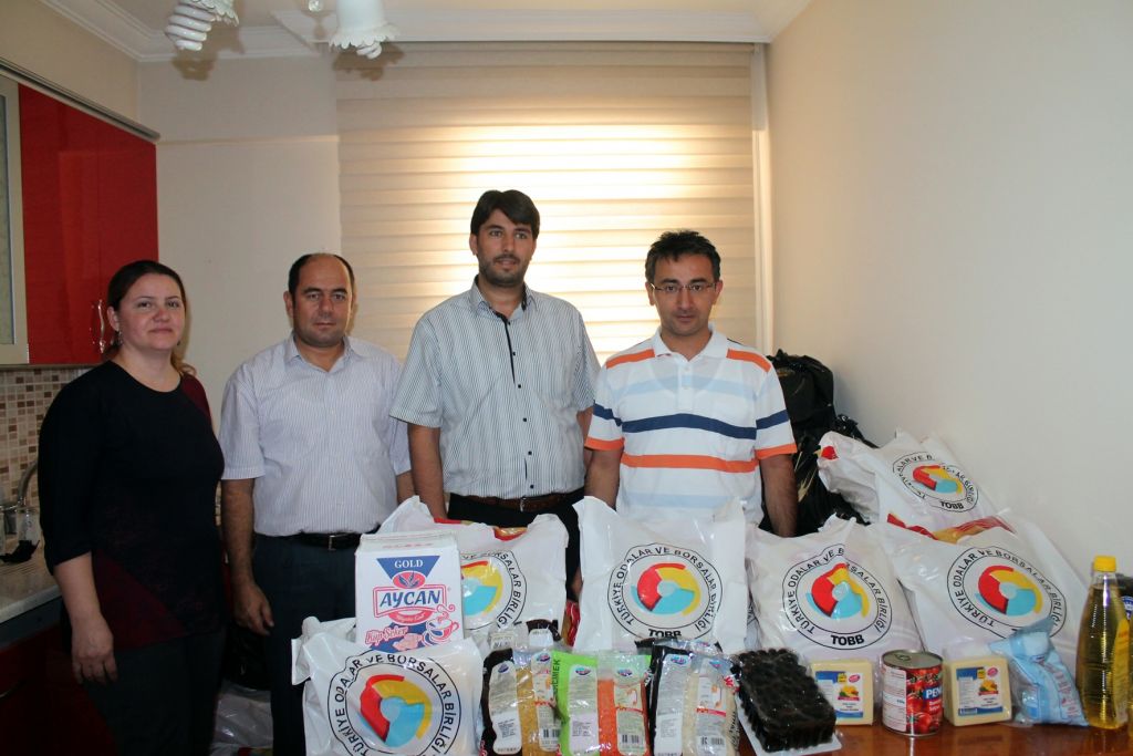 Iğdır Ticaret Borsasından 700 Aileye Gıda Yardımı