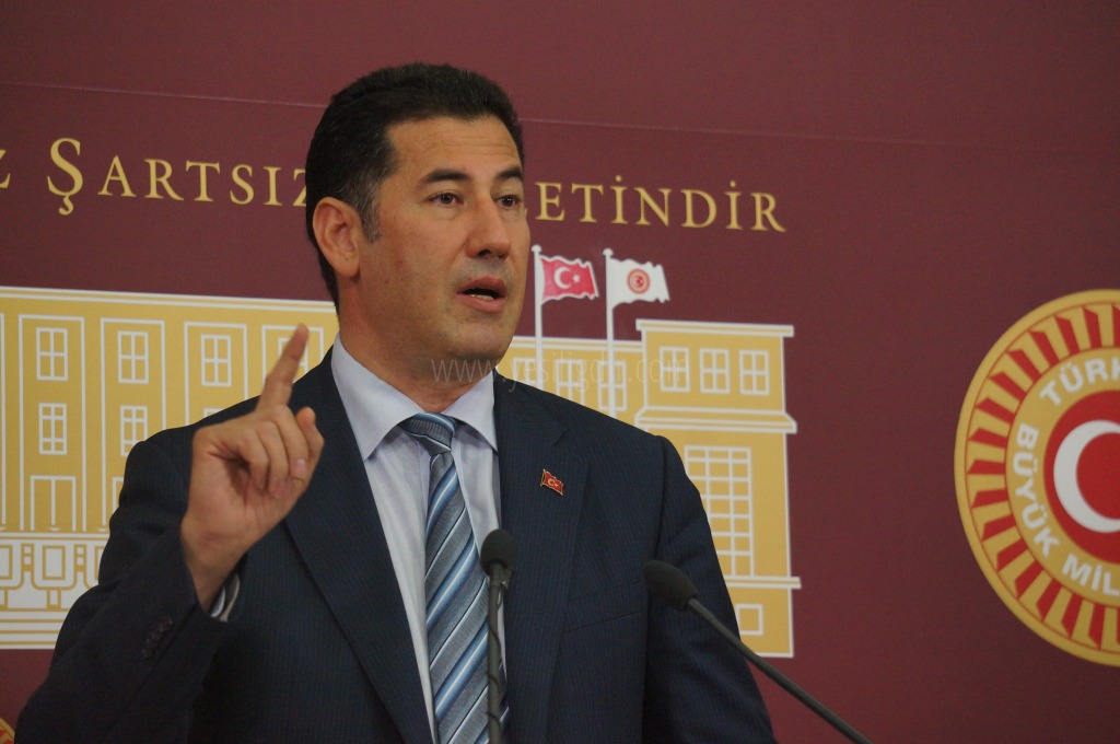 Sinan Oğan Hiçbir Kişi ya da Kurum Ülkücü İradeyi Hiçe Sayamaz
