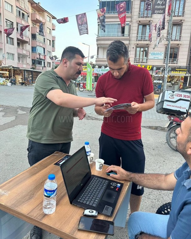 Iğdır Ülkü Ocakları'ndan Öğrencilere 'tercih Robotu' Hizmeti