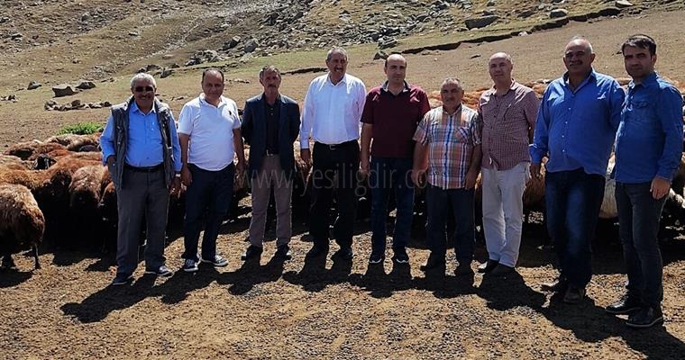 MİLLETVEKİLİ NURETTİN ARAS VE İL MÜDÜRÜ YOLCU TUZLUCA VE KÖYLERİNİ ZİYARET ETTİ