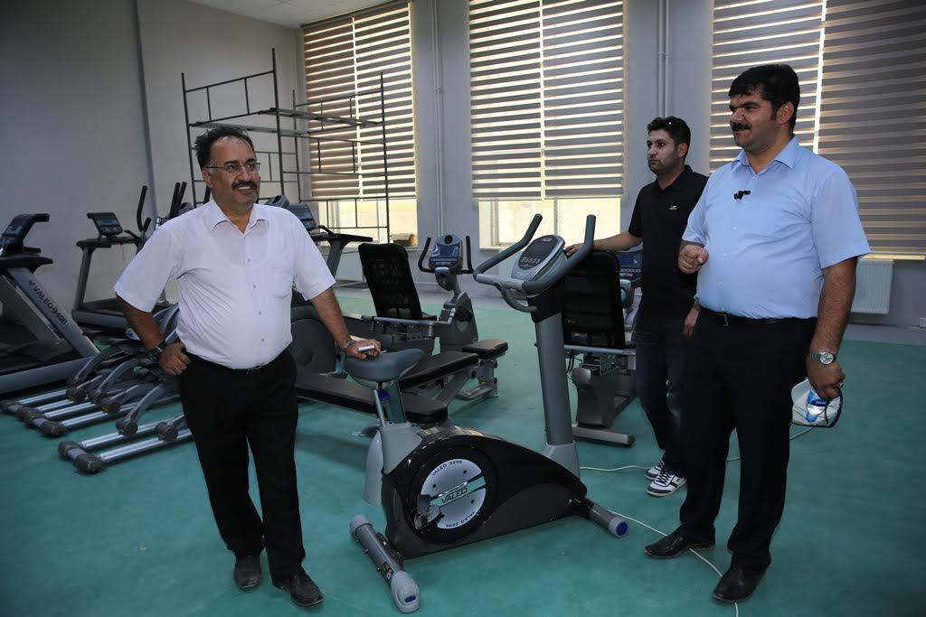 Rektör Yılmaz Üniversite Spor Tesislerini Basın Mensuplarına Tanıttı