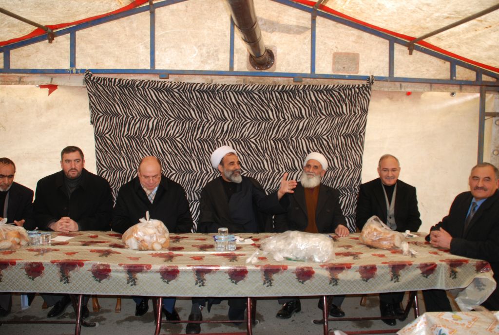 Iğdır'da Hz Muhammed Hz Hasan Hz Hüseyin ve İmam Rıza Hayrına İhsan Yemeği Verildi