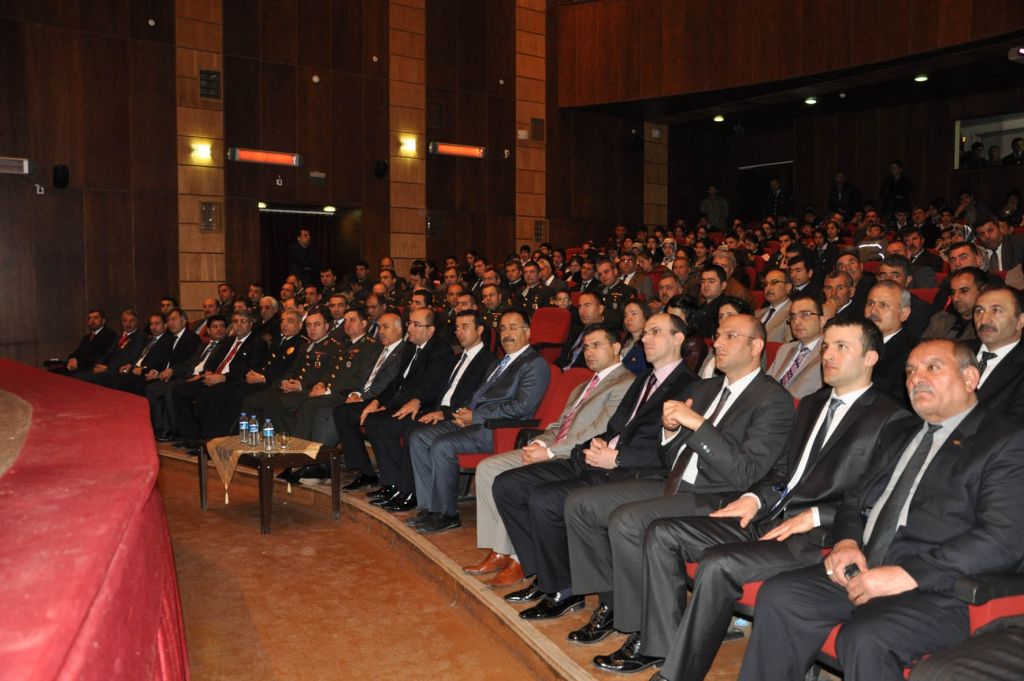 18 Mart Çanakkale Zaferi'nin 98 Yıl Dönümü Coşkuyla Kutlandı ve Şehitlerimiz Anıldı