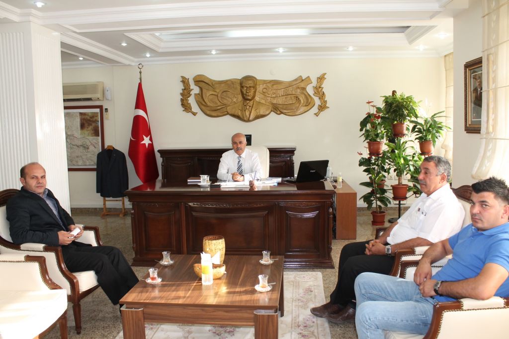 Yeşil Iğdır Gazetesi Vali Ahmet Peki Makamında Ziyaret Etti